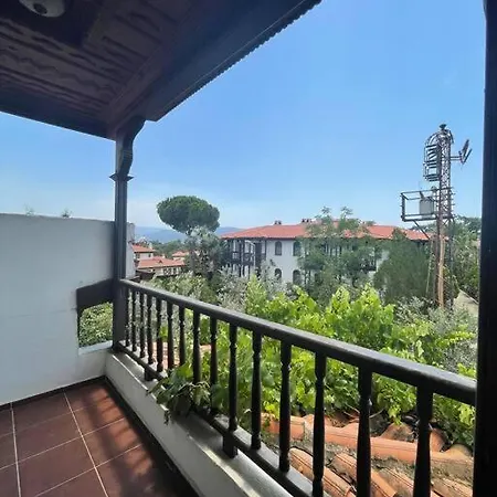 Serin Hébergement de vacances Ula